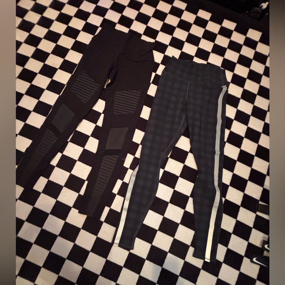 ALO Yoga Black Plaid Leggings pants